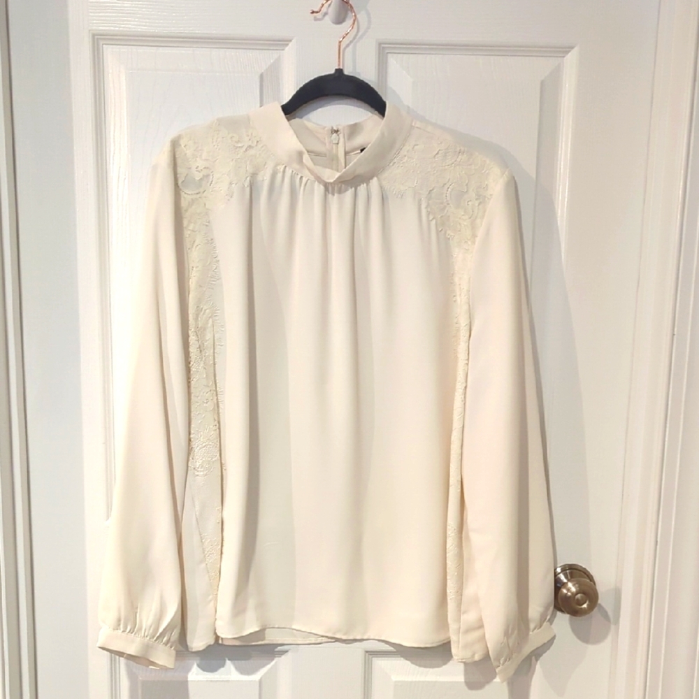 Ann Taylor Cream Lace Blouse